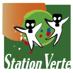 Une Station Verte est un territoire d'accueil au coeur des terroirs, reconnu au niveau national en faveur d'un tourisme nature, authentique, humain et respectueux de l'environnement. Avallon, une station verte qui accueille chaque année un rallye produisant 20 tonnes de gaz carbonique en une journée !